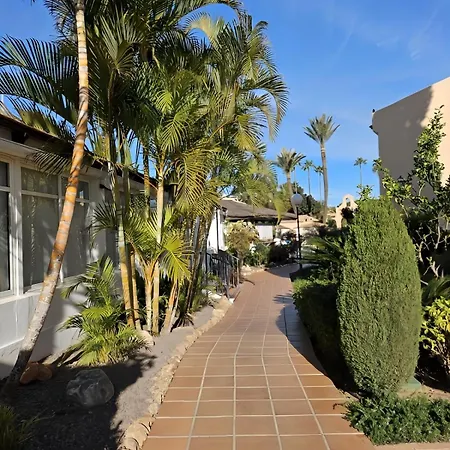 With Sea Views 丰希罗拉