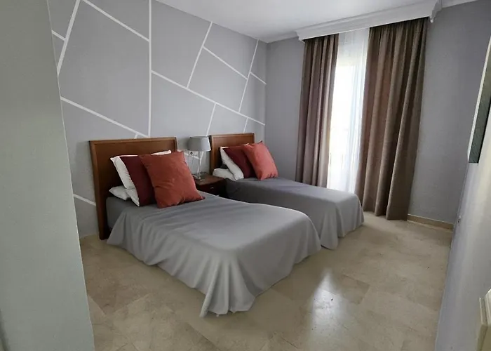 With Sea Views Chalet *