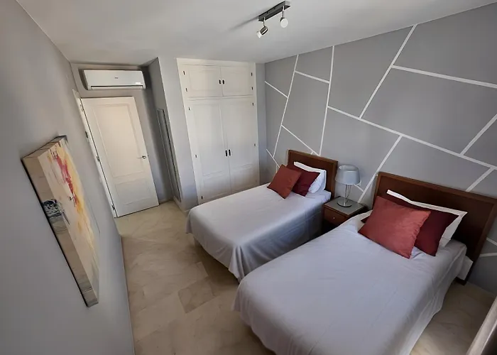 With Sea Views Chalet *